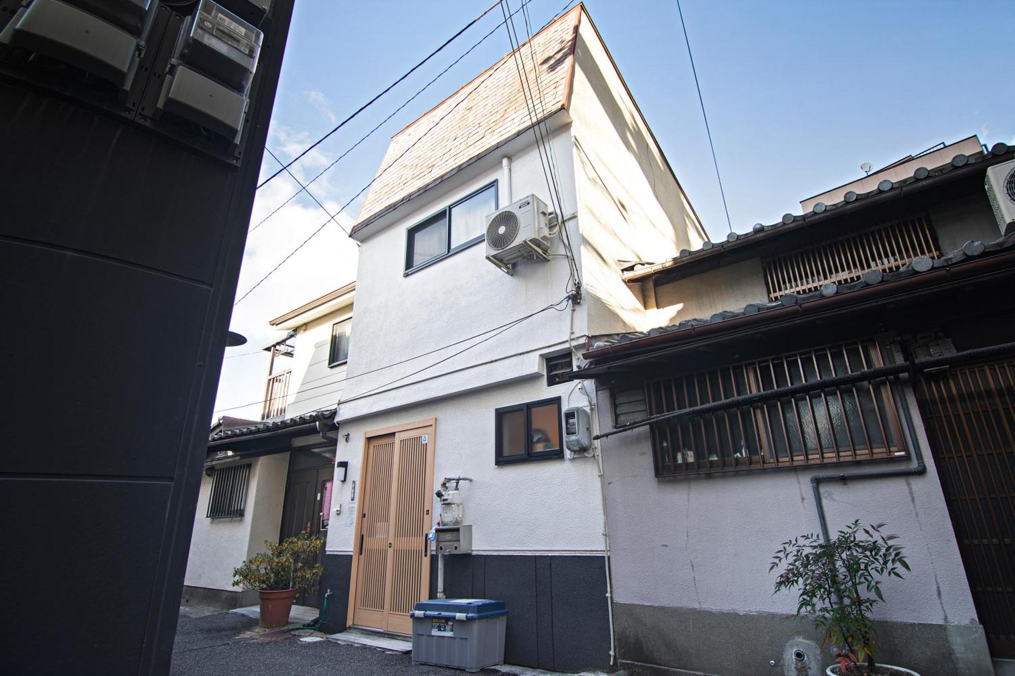 Appartamento 山house中津 最大10人 中津駅まで徒歩6分 梅田まで電車4分行ける！　 Osaka Esterno foto
